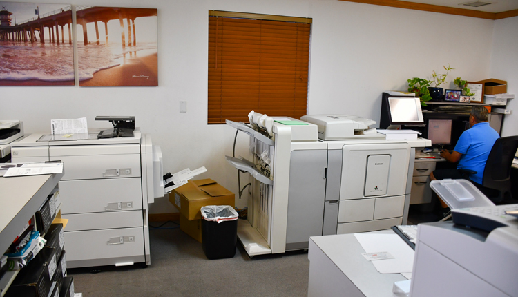HB Fast Print, the full graphics and printing team of Huntington Beach, CA